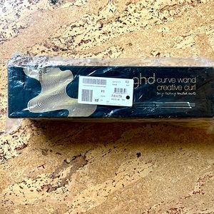 GHD Creative Curl Wand Brand New in Box